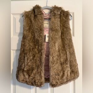 Abercrombie & Fitch Faux Fur Vest